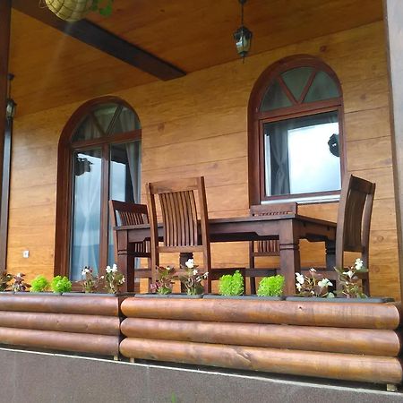 Carobni Breg Villa Golubăţ Exterior foto