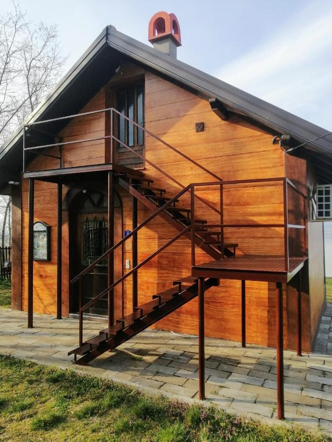 Carobni Breg Villa Golubăţ Exterior foto