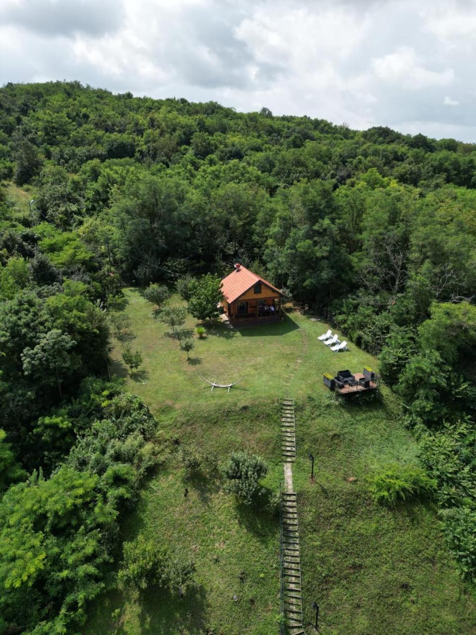 Carobni Breg Villa Golubăţ Exterior foto